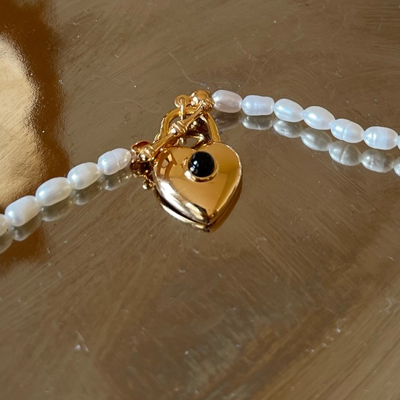 Choker necklace natural pearl with a heart - Picture 3 of 3